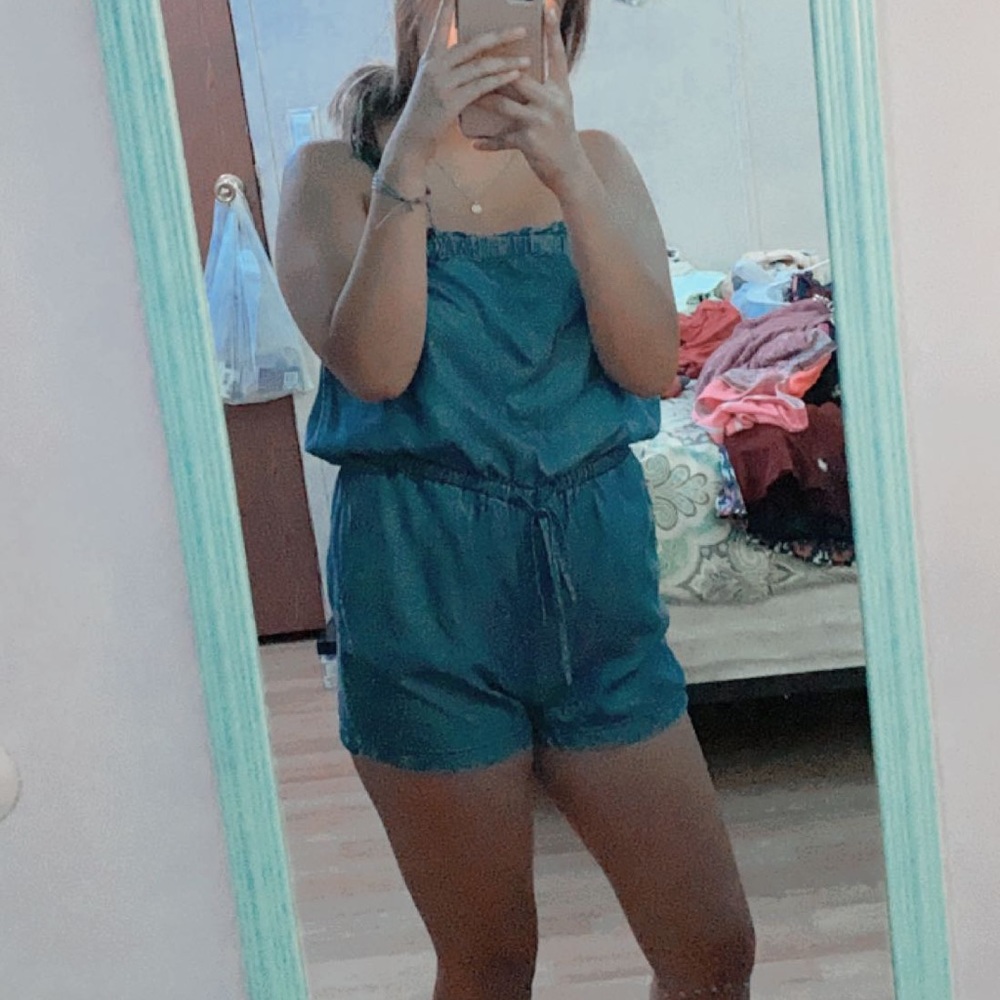 STRAPLESS LINEN ROMPER